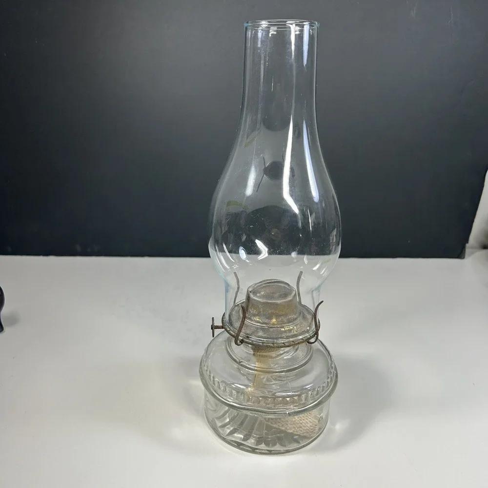 Vintage Tall Clear Indoor Glass Chimney Kerosene Oil Lamps round Base